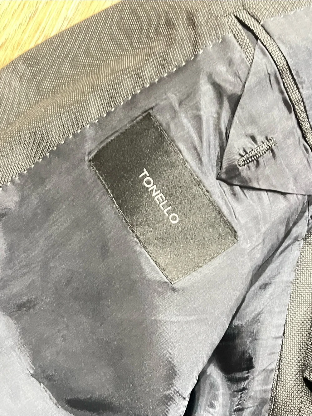 Gray Men's Two-Button suit